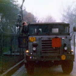 KN-82-83